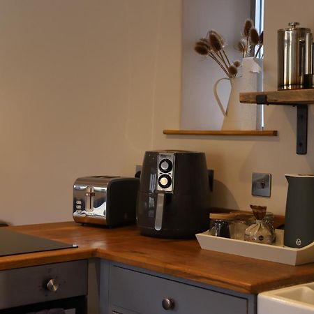 Cowshed In The Black Mountains Abergavenny Extérieur photo