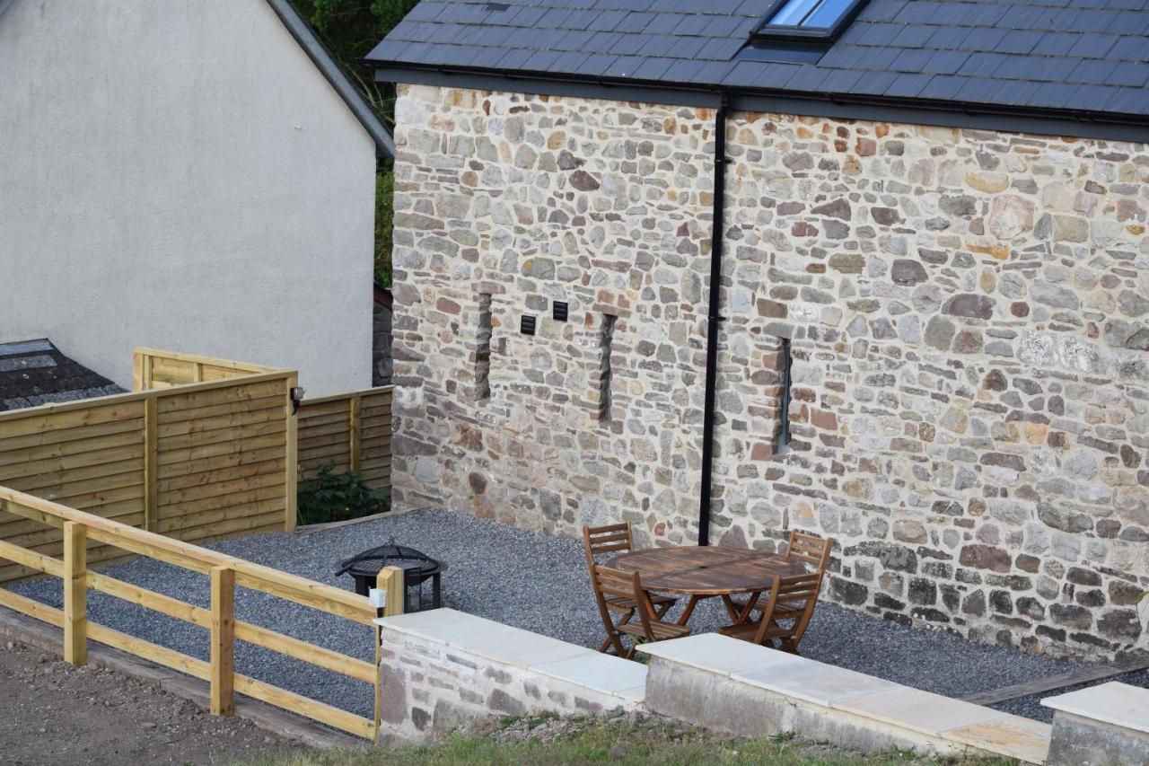 Cowshed In The Black Mountains Abergavenny Extérieur photo
